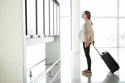 孕妇坐飞机规定及其相关考量