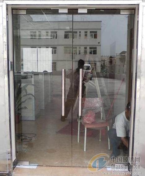 北京玻璃门安装厂家，专业品质与服务的典范