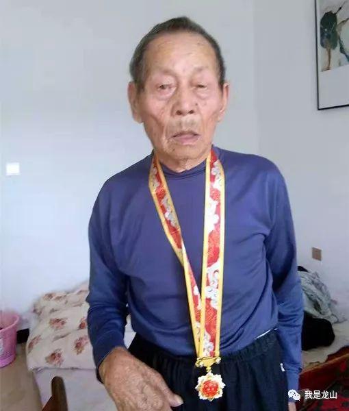 新任排长待遇，挑战与机遇并存
