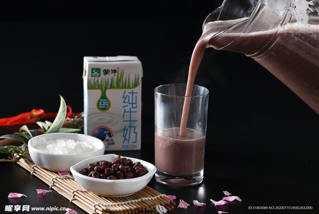 红豆牛奶饮料，美味与健康并存的选择