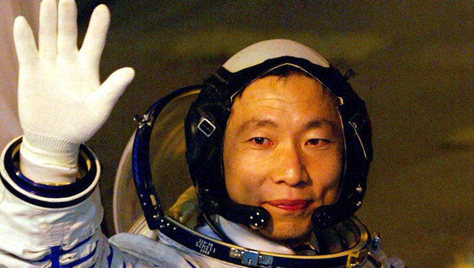 杨利伟的待遇与晋升之路，中国航天事业的杰出代表