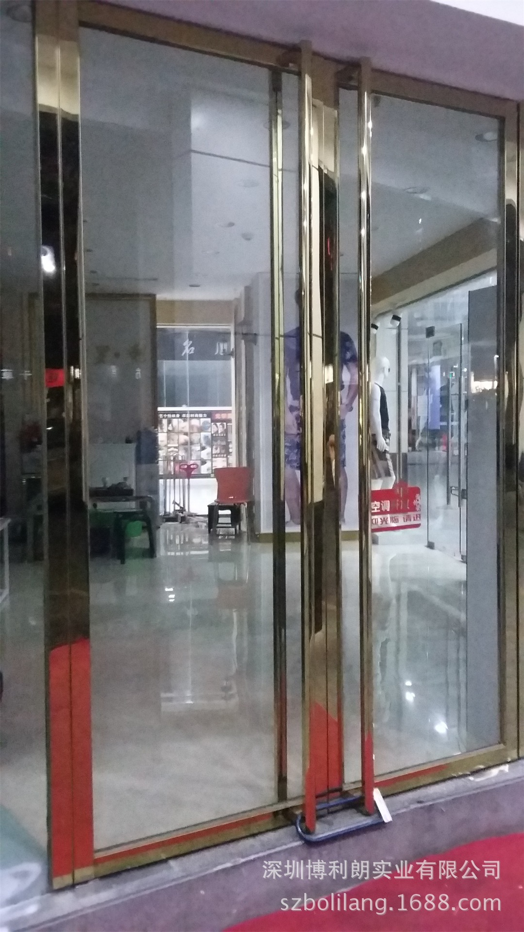 酒店防火玻璃门厂代理，专业之选，安全之保障