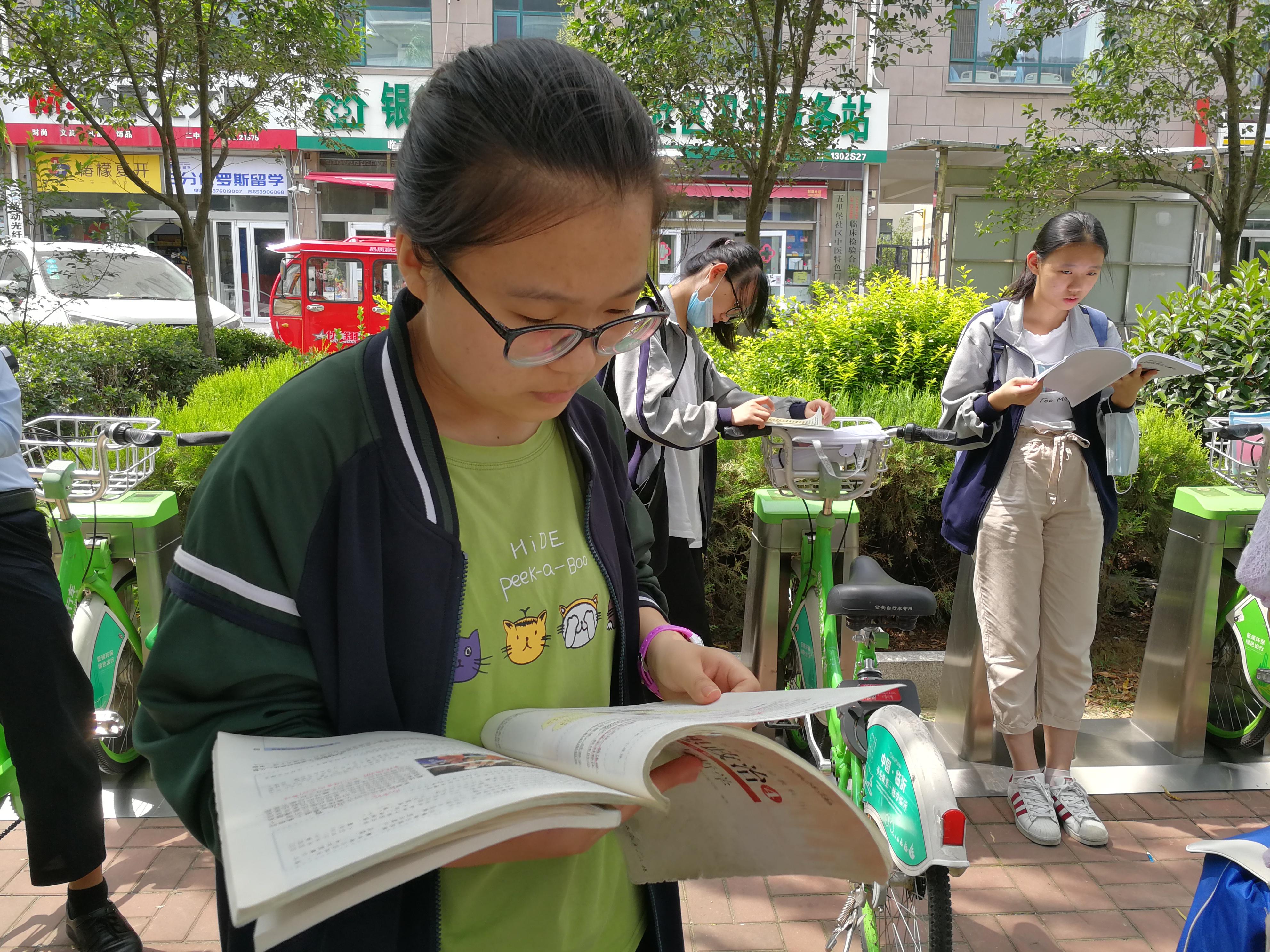 儿童医院专家团队，守护儿童健康的坚实后盾