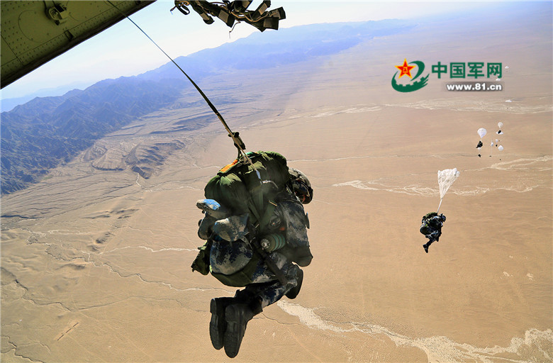 中国伞兵部队迷彩，荣耀与担当的象征