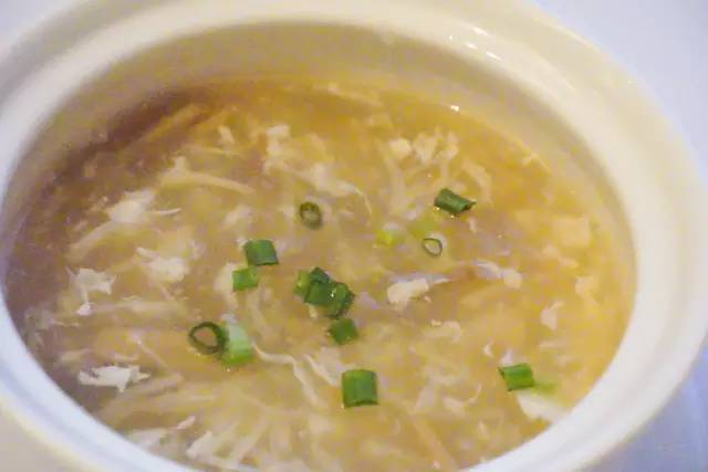 瑶柱蛋花汤，一道鲜美养生的传统佳肴