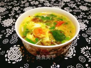 西红柿菠菜蛋花汤，一道美味佳肴与视觉盛宴的完美结合