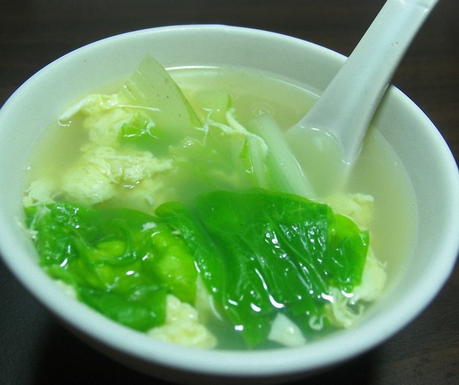 青菜蛋花汤的热量及其营养价值探讨